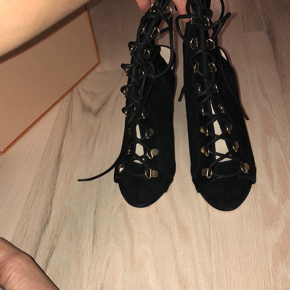 Steve Madden heels new
